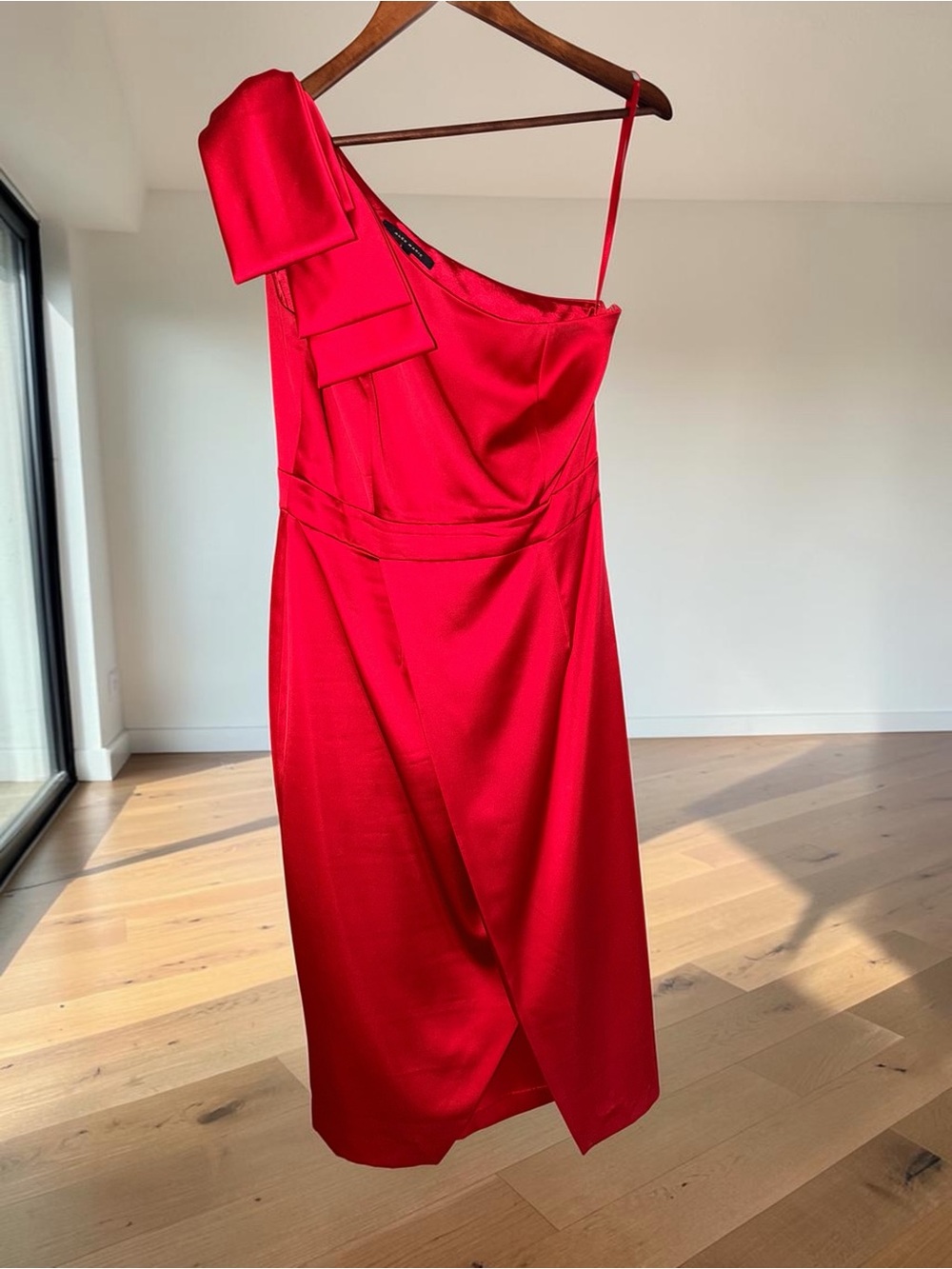 Alex Marie Red One-Shoulder Satin Cocktail Dress - Size 6